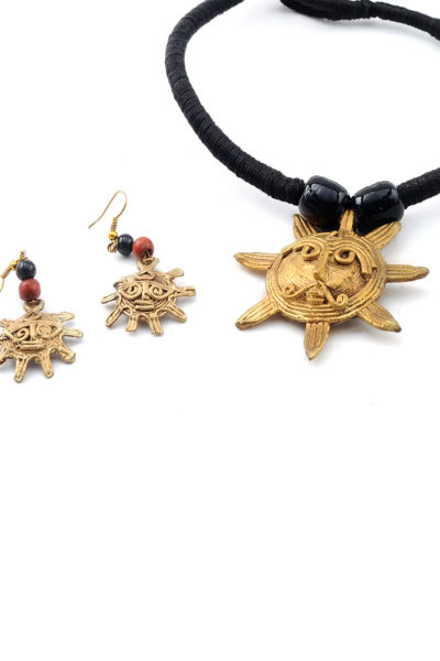 dokra sun pendant necklace set with earrings - 1