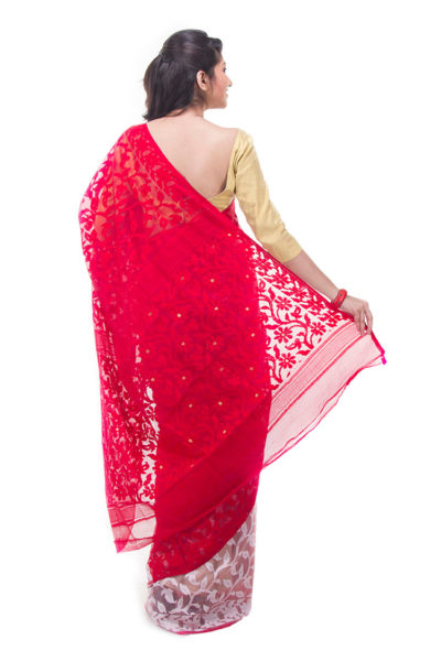 exclusive red-white half-half dhakai jamdani muslin saree from Bangladesh - back view