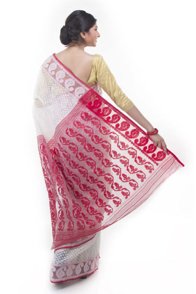 exclusive white-red dhakai jamdani saree from Bangladesh - back view