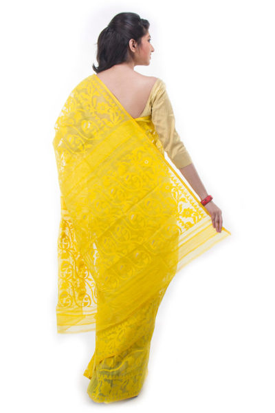 exclusive yellow dhakai jamdani saree from Bangladesh - back view
