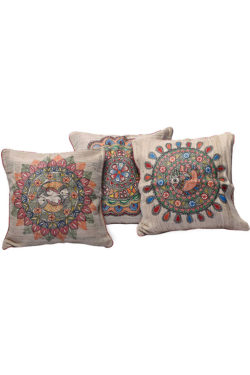 Fish motif handpainted Madhubani ghicha fabric cushion cover set